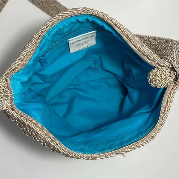 Liz Claiborne Vintage woven shoulder crossbody taupe color bag. EUC - Picture 6 of 9